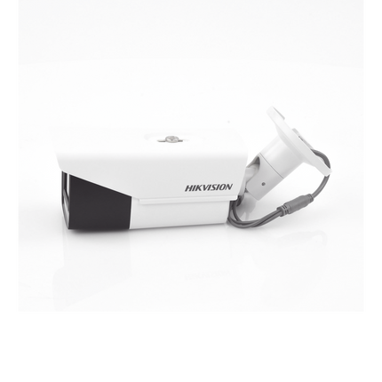 Cámara de Seguridad Analógica Hikvision DS-2CE19U1T-IT3ZF | 4K | Bullet | Motorizada | Varifocal | IP67 | 2.7-13.5mm