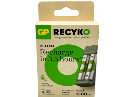 GP Cargador USB ReCyko con 2 Baterías AA 1300mAh, E221 AA