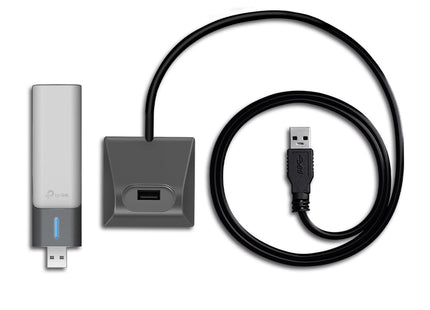 Vista lateral del adaptador Wi-Fi 6 TP-Link TX20UH mostrando puerto USB y diseño compacto
