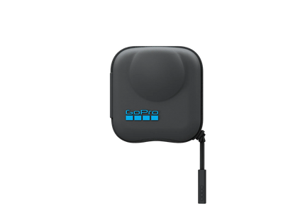 Comparación tamaño estuche GoPro MAX2 diseño compacto portátil