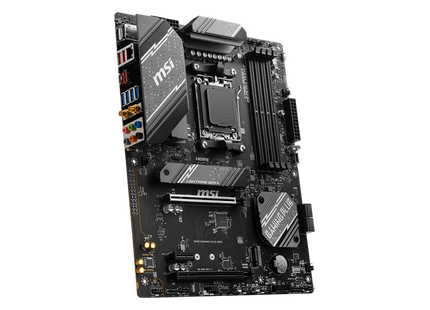 Motherboard MSI B650 Gaming Plus WiFi mostrando slots DDR5 y conectores