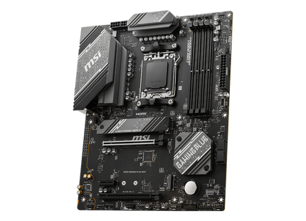 MSI B650 Gaming Plus WiFi vista de puertos traseros y conectividad WiFi