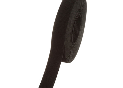 Panduit rollo de amarre Tak-Ty HLS-15R0 negro, en uso sobre cables