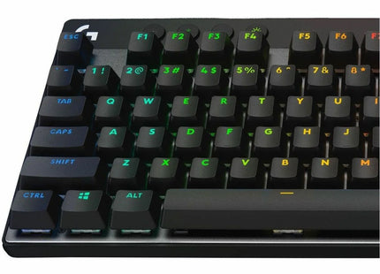 Detalle switches mecánicos Logitech G PRO TKL teclado gaming