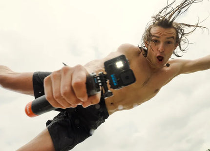 GoPro Cámara de Acción 4K con Luz LED, LIT HERO