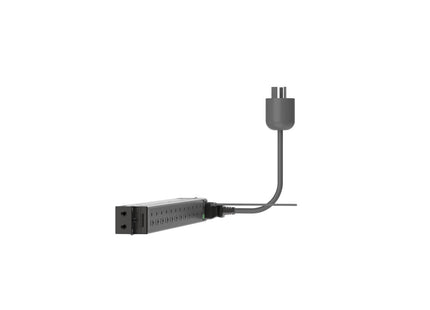 Panduit PDU básica G5 P12B19M negra, vista de instalación en rack