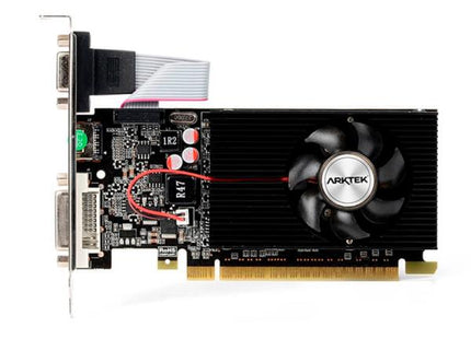 Vista frontal tarjeta video Arktek GT710 2GB DDR3 con conectores HDMI DVI VGA