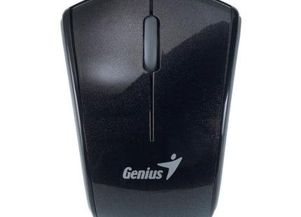 Mouse inalámbrico Genius RS2 en mano demostrando tamaño ultracompacto de 68mm