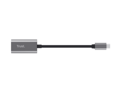 Comparación de tamaño del adaptador Trust Dalyx 23774 compacto