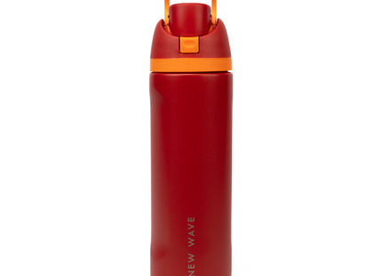 Botella New Wave 24 oz en uso mostrando funcionalidad anti-sudor