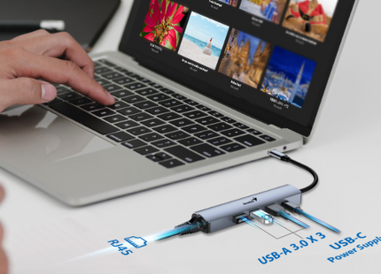 Hub Genius RS2 UH-545 | 4 Puertos USB 2.0 | Alámbrico | Color Gris | Diseño compacto y portátil