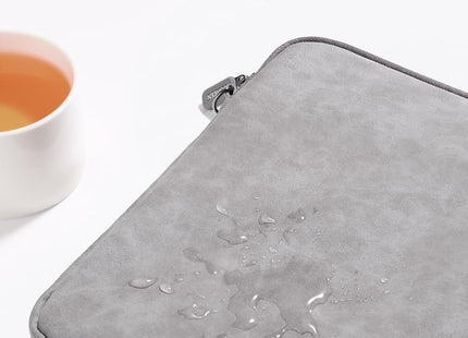 Detalle asas reforzadas maletín laptop UGREEN LP187 14 pulgadas