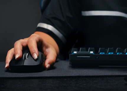 Mouse Gaming Logitech Pro X Superlight 2 | Inalámbrico | Sensor HERO 2 | 32,000 DPI