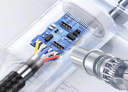 Detalle del conector USB-C del cable UGREEN US288 con acabado premium