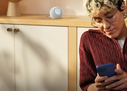 Amazon Bocina Inteligente con Alexa Blanco, Echo Dot Max