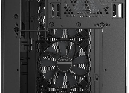 Interior case gaming MSI GUNGNIR 300R con espacio para radiadores 360mm y GPU grande