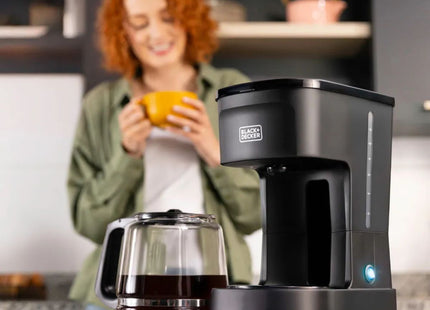 BLACK+DECKER CM0021-0BDLA Cafetera 12 Tazas Negro Mate 900 W con Tecnología Vortex