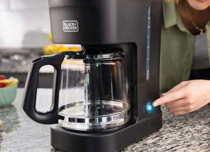 BLACK+DECKER CM0021-0BDLA Cafetera 12 Tazas Negro Mate 900 W con Tecnología Vortex