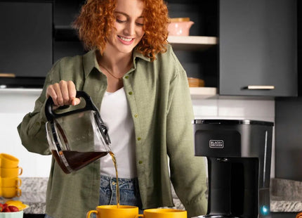 BLACK+DECKER CM0021-0BDLA Cafetera 12 Tazas Negro Mate 900 W con Tecnología Vortex