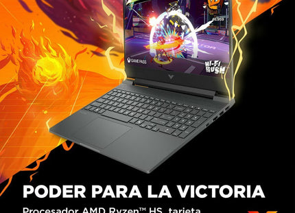 Vista inferior laptop HP Victus con rejillas de ventilación y etiquetas técnicas