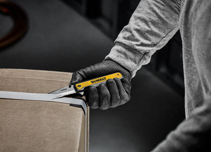 DEWALT DWHT10994 Navaja de Bolsillo con Dientes de Sierra Tanto, Hoja de 3.3"