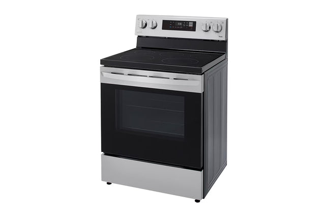 Horno LG 6.3 pies cúbicos con puerta abierta mostrando interior espacioso