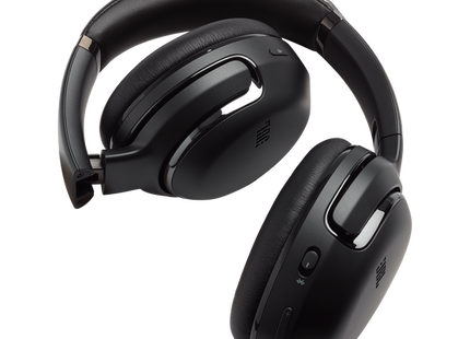 Puerto USB-C y entrada 3.5mm JBL Tour One M2
