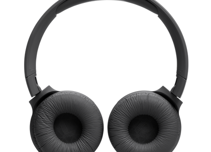 Detalle almohadillas suaves JBL Tune 520BT para aislamiento acústico
