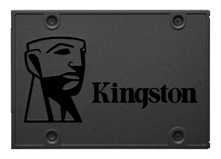 Disco SSD Kingston SA400S37 960GB SATA III vista frontal con etiqueta del modelo