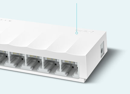 Switch TP-Link LS1008 vista posterior con conector de alimentación