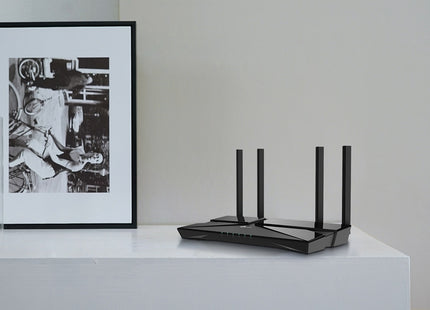 Router AX1800 TP-Link vista de panel posterior con conectores