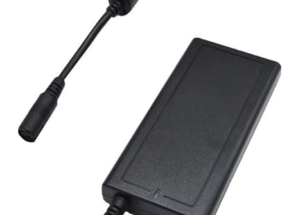 Cargador Universal para Laptop Nova PA091EDN002C 90W con 12 Conectores y Puerto USB