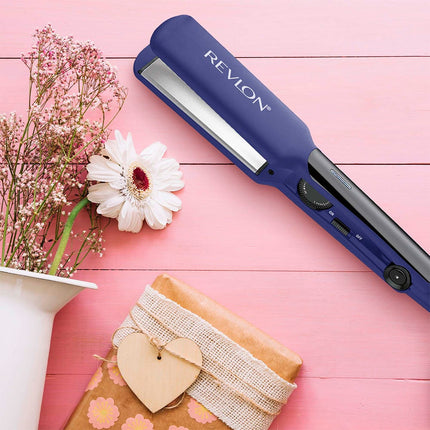 Alisadora de Titanio 2” Revlon Azul | Para un alisado profesional rápido y duradero