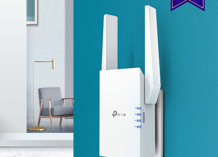 Repetidor TP-Link RE605X en funcionamiento con LEDs indicadores activos