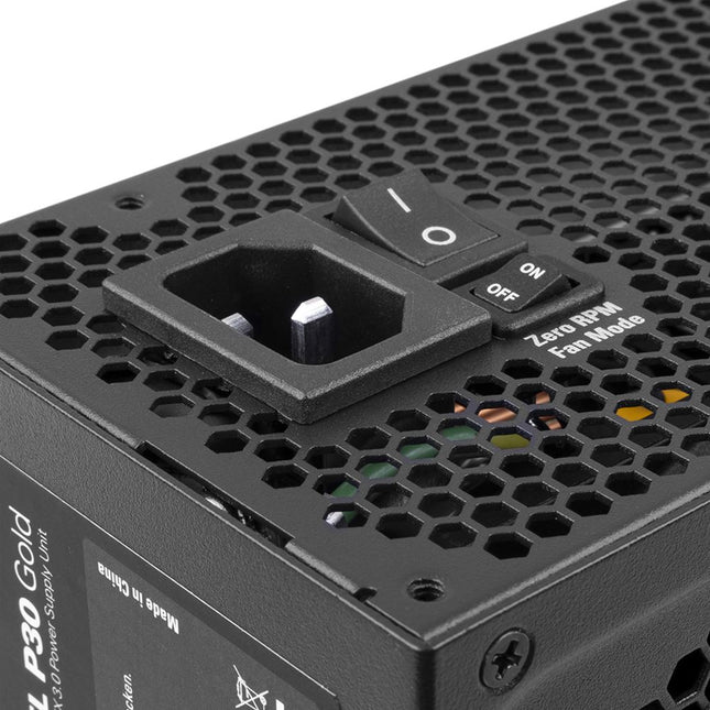 Fuente de Poder Sharkoon Rebel P30 Gold 850W | 80 Plus Gold | ATX 3.0 | Negra | Modular
