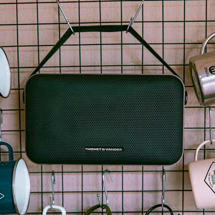 Parlante Portátil Thonet & Vander ZIEGEL™ | 30W RMS | Bluetooth 5.0 | Batería 30h | TWS | Micrófono Integrado