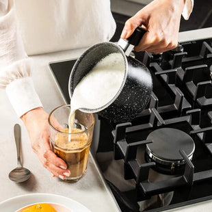 Set de 2 Ollas para Leche Westinghouse WCCS000902AMBB | 12 cm | Revestimiento tipo Mármol | Antiadherente | Color Negro