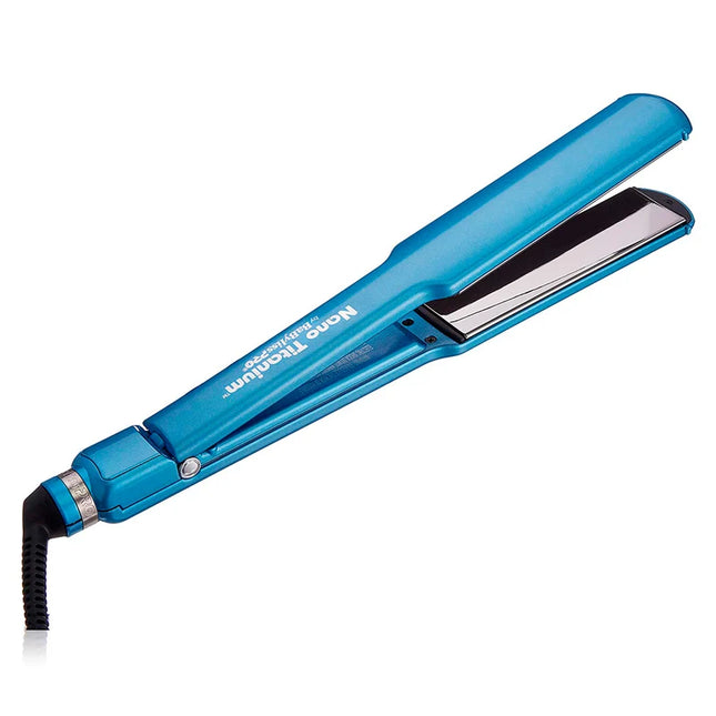 BaBylissPRO Plancha Nano Titanium 1 1/2" 450°F