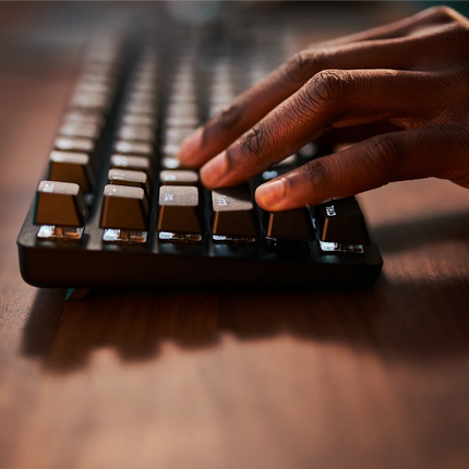 Teclado Gaming Logitech G413 SE TKL Mecánico Alámbrico | Formato Tenkeyless | Español