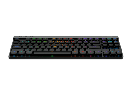 Detalle switches mecánicos perfil bajo Logitech G515 con iluminación RGB