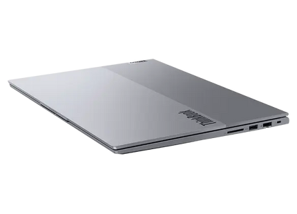 Lenovo ThinkBook 16 Gen 6, vista con tapa cerrada
