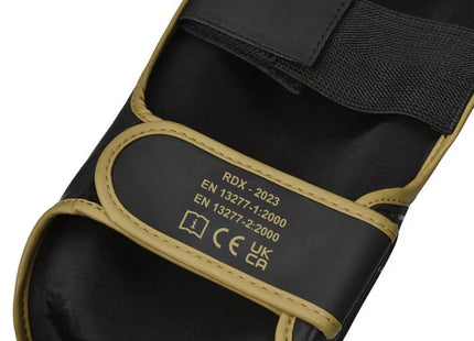 RDX Espinilleras MMA con Empeine Negro/Dorado, F6 Kara