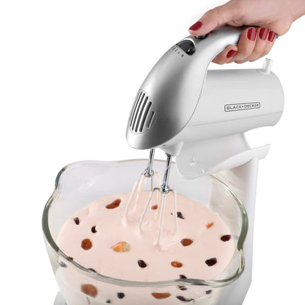 Batidora de Pedestal Black+Decker MX900 | 250 W | 5 Velocidades | Tazón Giratorio 3.5 L | Blanca