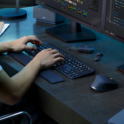 Teclado Logitech MX Keys S | Inalámbrico | Bluetooth | Layout Inglés | Retroiluminado | Recargable