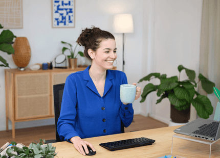 Teclado Trust Lyra con botones de conexión multidispositivo destacados