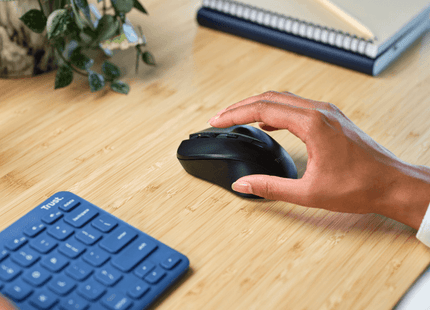 Detalle lateral izquierdo mouse Trust Mydo diseño ergonómico