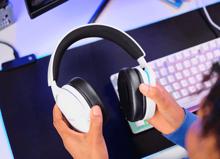 Auriculares Trust GXT 491W gaming blancos vista lateral derecha