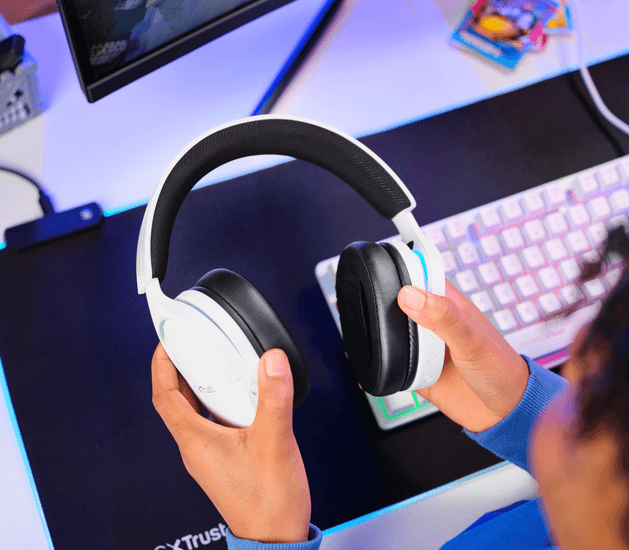 Headset Trust GXT 491W Fayzo Gaming Inalámbricos Blanco, 25304