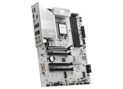 Panel trasero de conectores MSI PRO Z890-S con puertos Thunderbolt 4, WiFi 7 y LAN 2.5G