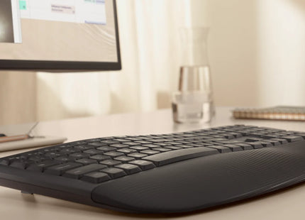 Logitech Combo Teclado y Mouse Bluetooth, MK880
